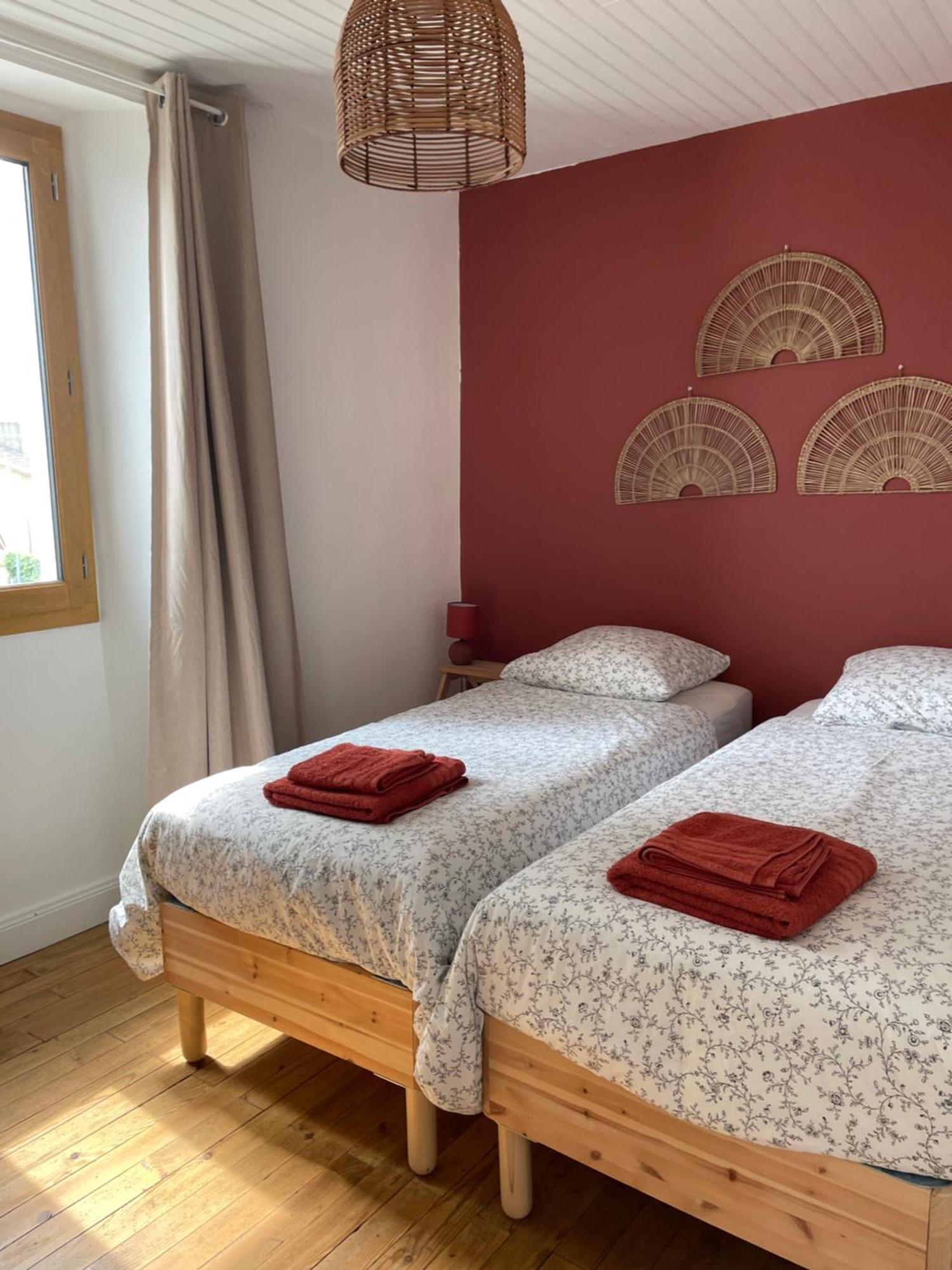 Bed and Breakfast Bien Et Toit Montredon  Экстерьер фото